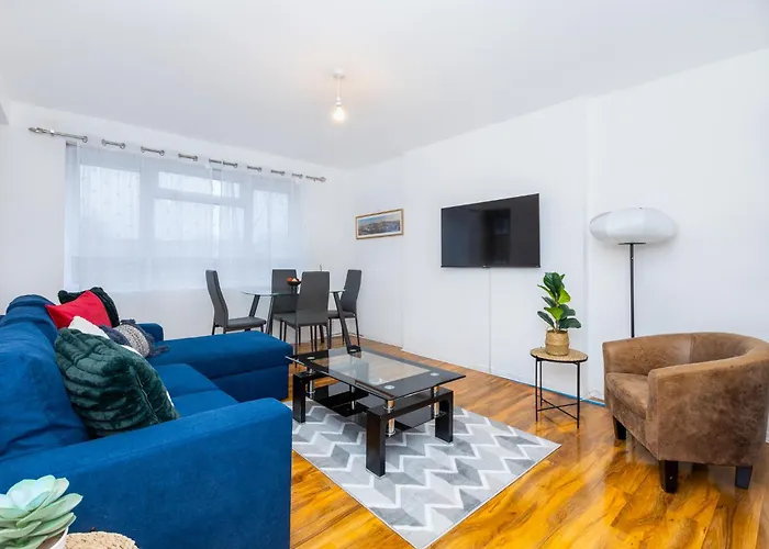 Spacious 3Br, 5Min Penge St, Crystal Palace Park