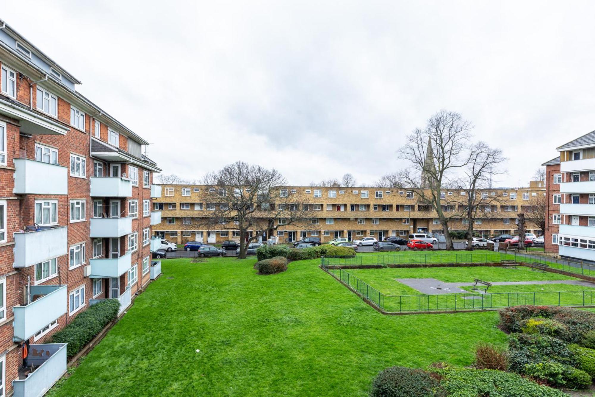 Spacious 3br, 5min Penge St, Crystal Palace Park Appartamento Londra